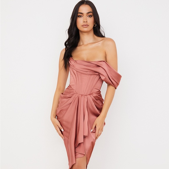 House of CB ‘Janis’ Rouge Satin One Shoulder Draped Midi Dress NWOT - Picture 7 of 17